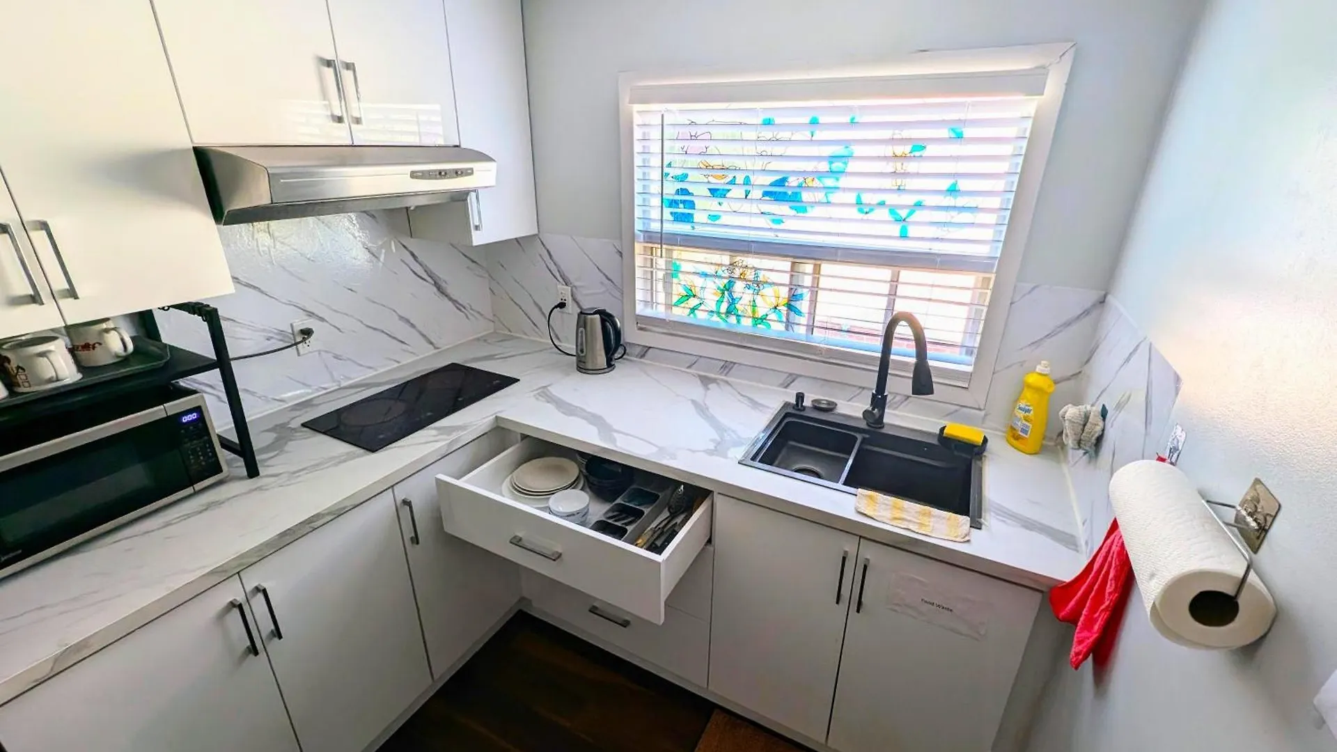 Homestay Cozy And Quiet House With Swimming Pool Apartment Toronto