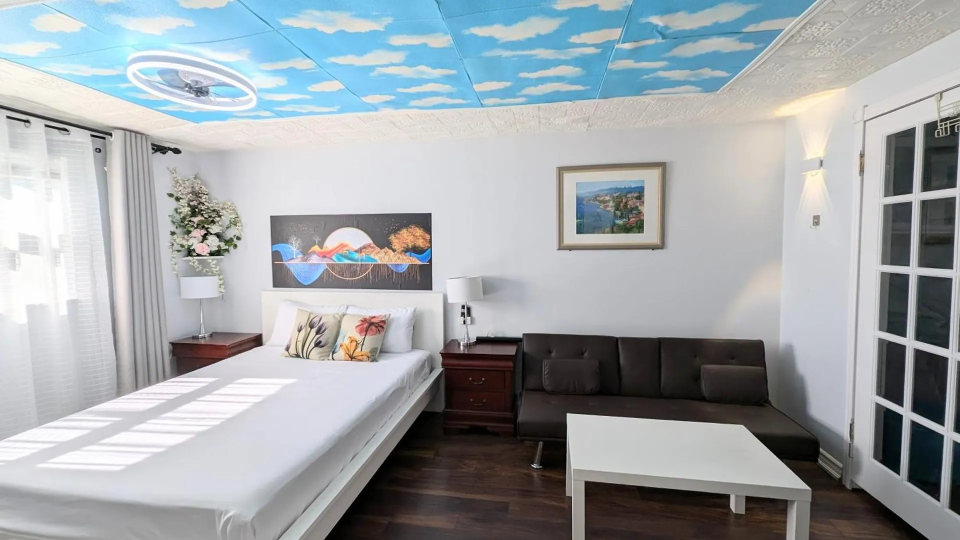 Cozy And Quiet House With Swimming Pool Apartment Toronto 0*,